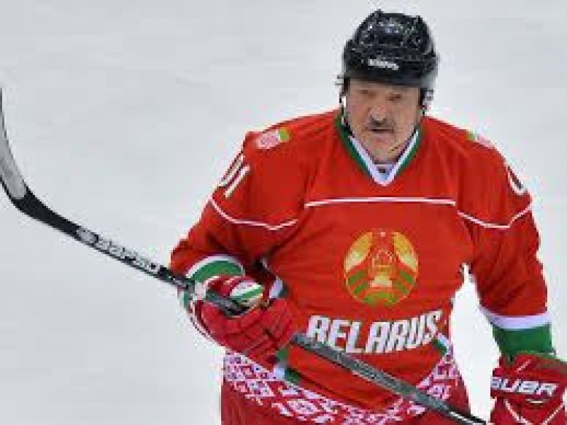 Lukashenko invited the West to play a “draw” with Russia.
