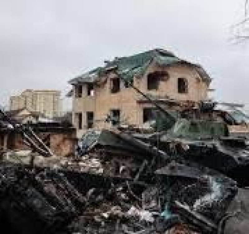 The government&#39;s promises to daily help displaced people receive compensation for destroyed housing turned out to be...