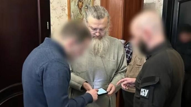 On the eve of Easter, the SBU came with searches to Metropolitan Luke of Zaporozhye and Melitopol. 